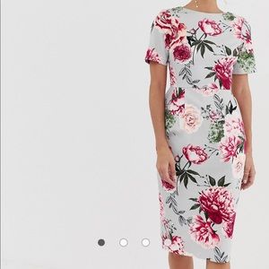 ASOS DESIGN midi dress in floral print - Size 6